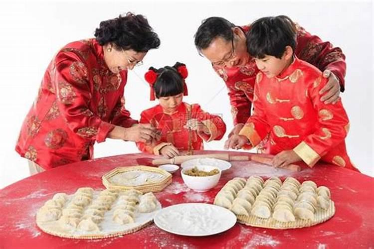 冬至风俗祭祖吃饺子